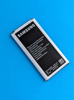Samsung EB BG900BBC New