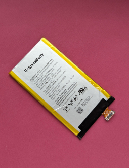 Battery Blackberry CUWV1  Leap  S Two Plus Stock