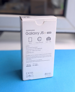 Box  Samsung Galaxy J5 2016 2