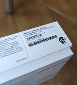 Box Apple Airpods 3 Gen 2