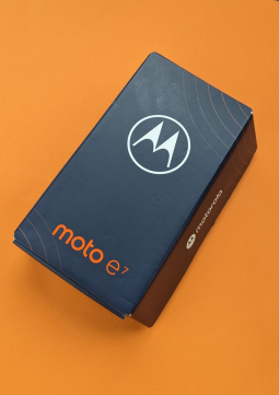 Box Motorola Moto E7