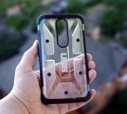 Case Motorola Droid 2 Uag 2