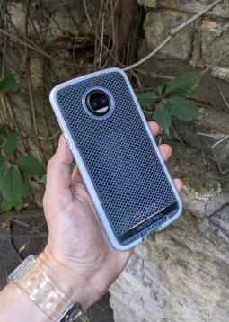 Case Motorola Moto Z2 Force Tech21 White 4