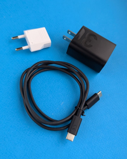 Chaeger Bundle Motorola Turbo Power 30