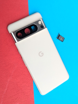 Chassis Google Pixel 8 Pro White 1