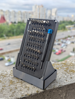 Ifixit Stand Black 2
