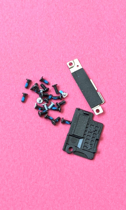 Screws And Flex Covers Nokia 7.2