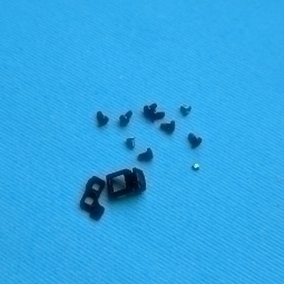 Screws Blackberry Leap