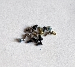 Screws Motorola Droid Mini